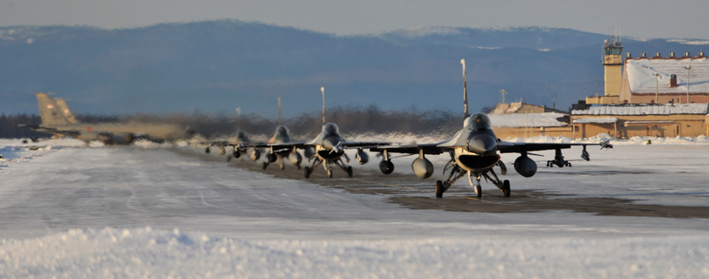 Illustration for article titled 50 Totally Stunning Combat Aircraft Photos Taken Around Alaska